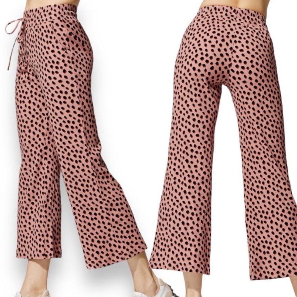 • NEW WITHOUT TAG BEACH RIOT HAILEY PANT IN MAUVE SHADOW SPOT SIZE SMALL